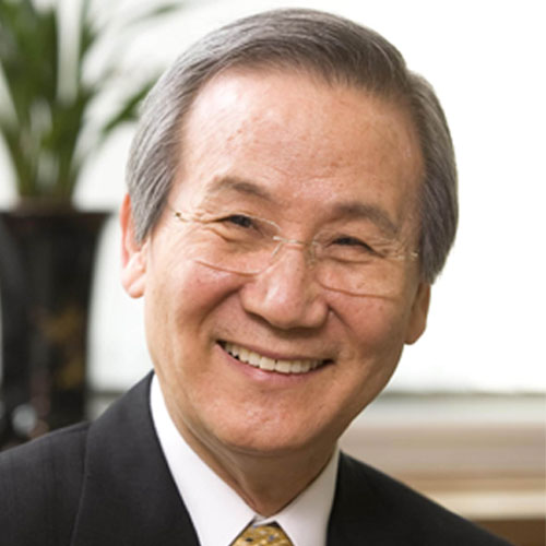 Rev. Dr. Kim Sangbok is Ambassador-at-Large of Transform World Connections, Chancellor of Torch Trinity Graduate University, Seoul, and Pastor Emeritus of Hallelujah Community Church, Korea. He also served as co-chair of Global Consultation of World Evangelization 1995 (GCOWE ’95), chairman of Asia Theological Association, chairman of both the Asia Evangelical Alliance and the World Evangelical Alliance.